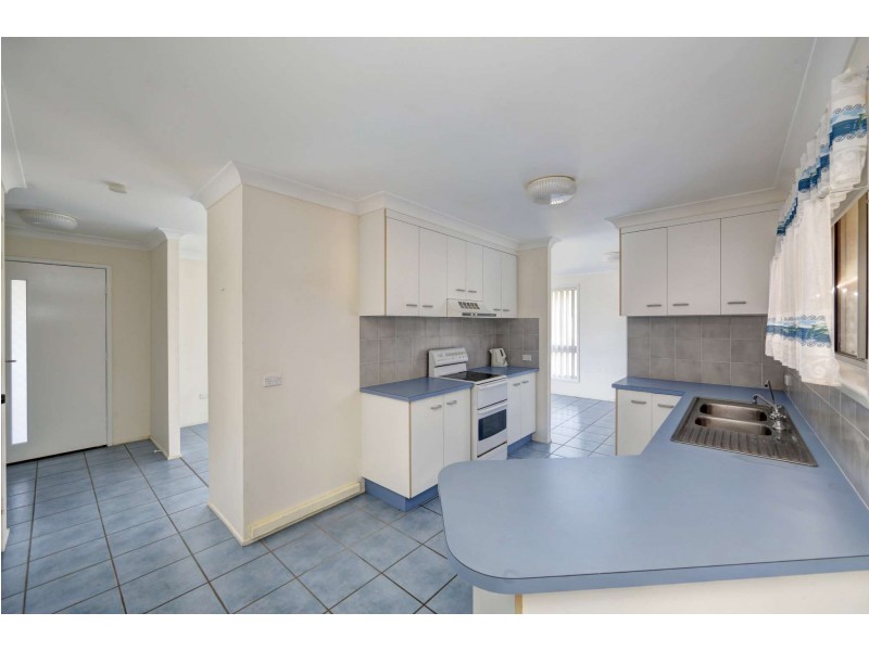 17 Coolanblue Ave, Innes Park QLD 4670