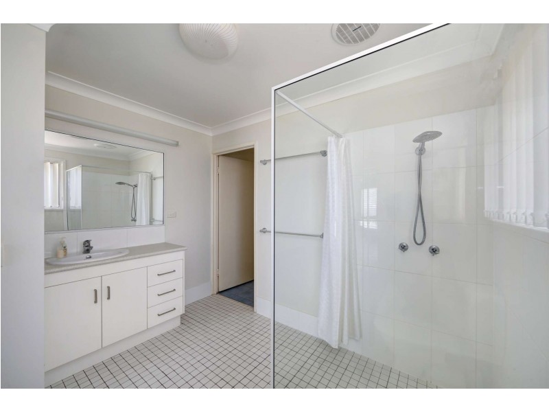 17 Coolanblue Ave, Innes Park QLD 4670