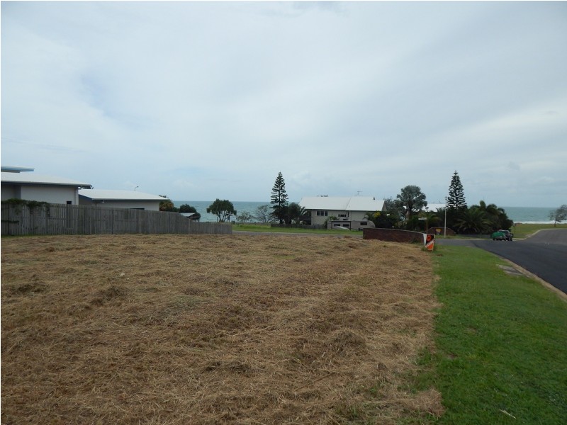 132 Barolin Esplanade, Coral Cove QLD 4670