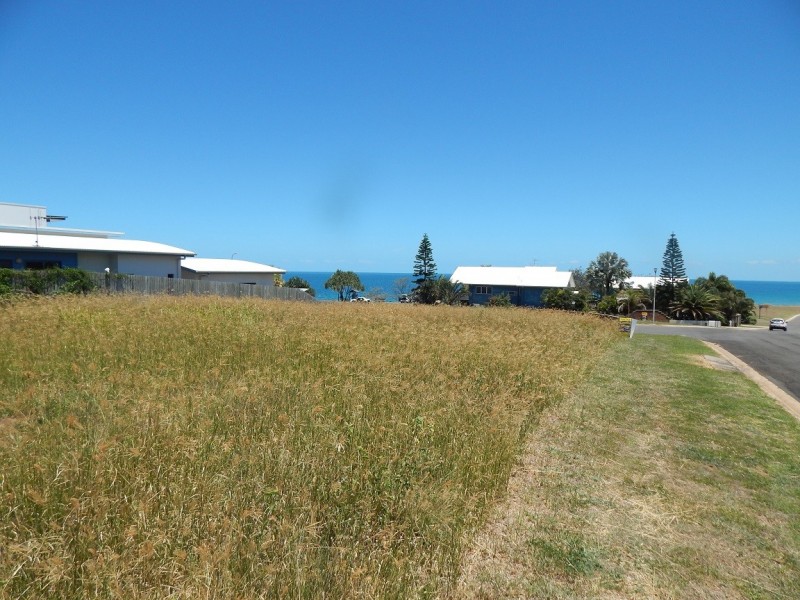 132 Barolin Esplanade, Coral Cove QLD 4670