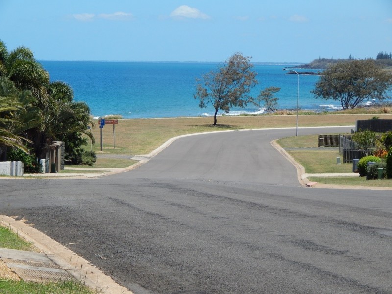 132 Barolin Esplanade, Coral Cove QLD 4670