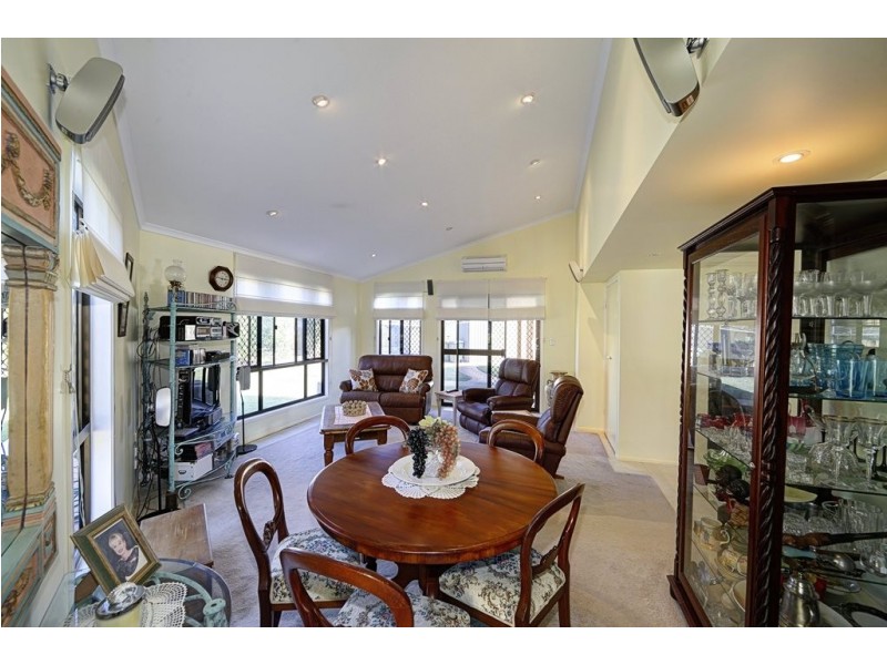 6 Coolanblue Ave, Innes Park QLD 4670