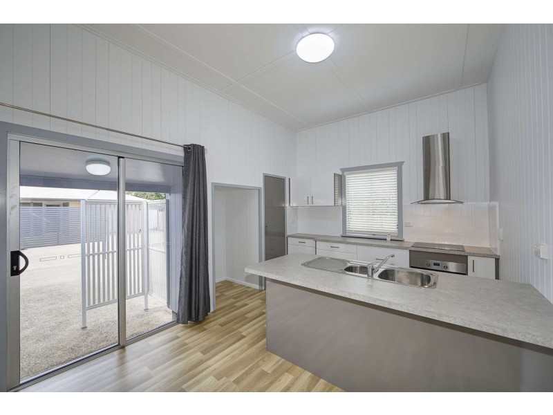 1/58 Beatrice Street, Walkervale QLD 4670