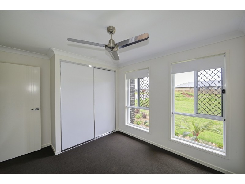 13 Banner Court, Branyan QLD 4670