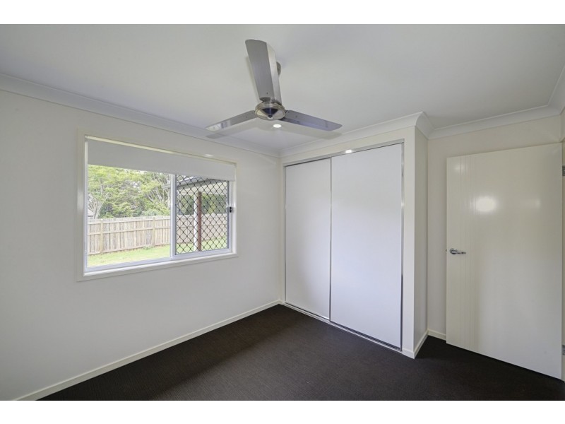 13 Banner Court, Branyan QLD 4670