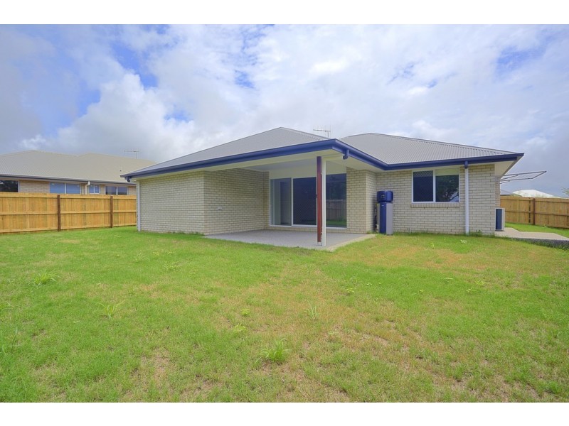 13 Banner Court, Branyan QLD 4670
