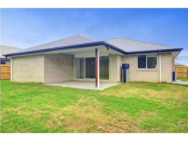 13 Banner Court, Branyan QLD 4670