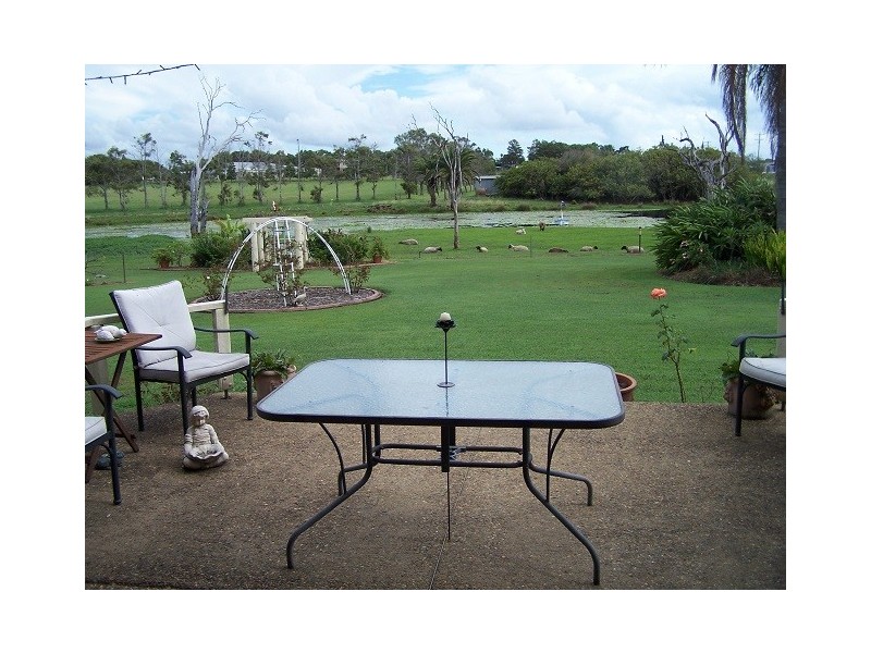 4 Wessells Road, Bargara QLD 4670