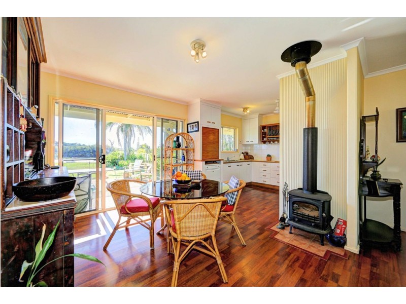 4 Wessells Road, Bargara QLD 4670
