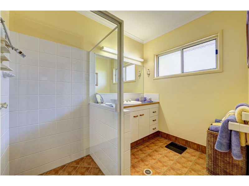 4 Wessells Road, Bargara QLD 4670