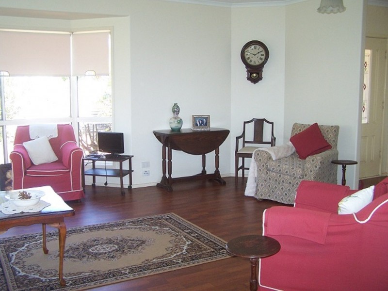 4 Wessells Road, Bargara QLD 4670