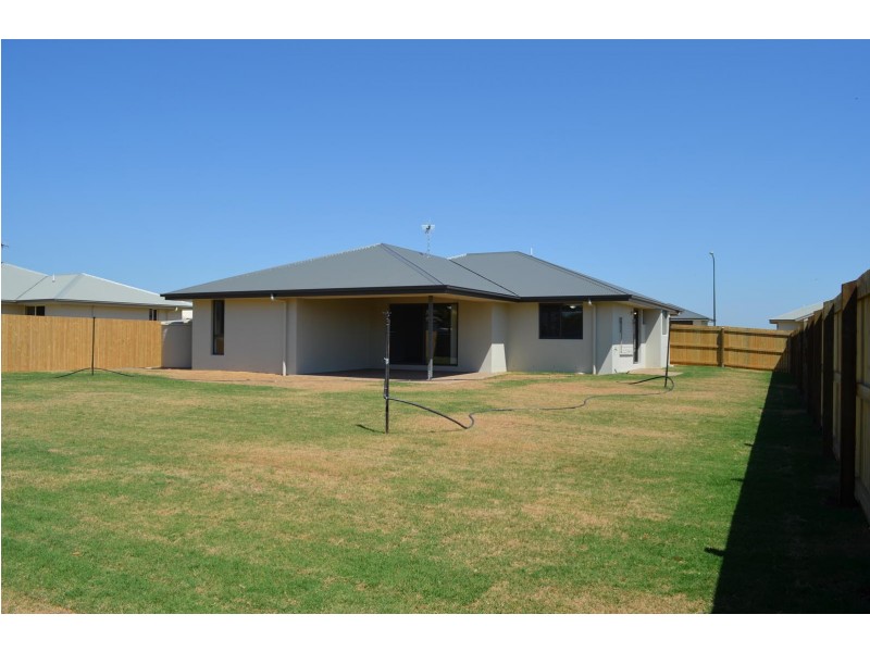 11 Tranquility Place, Bargara QLD 4670