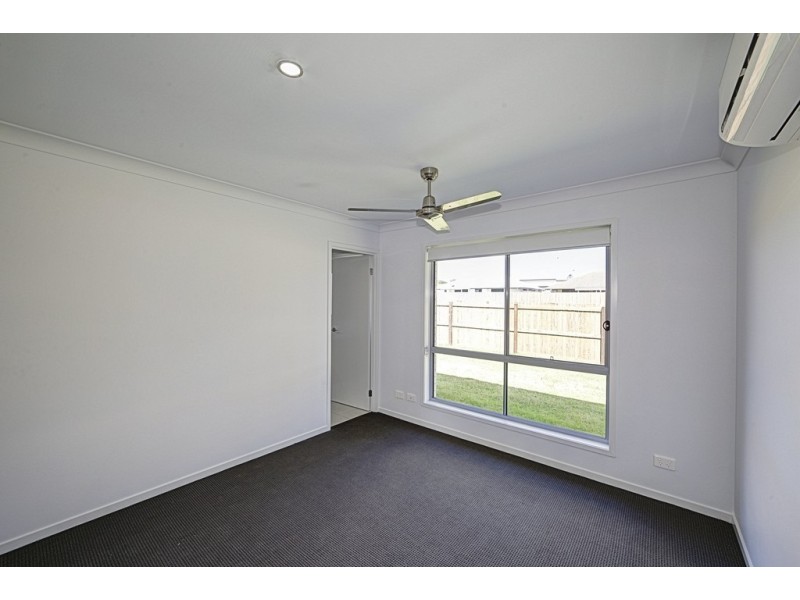 29 Sharp Crescent, Branyan QLD 4670