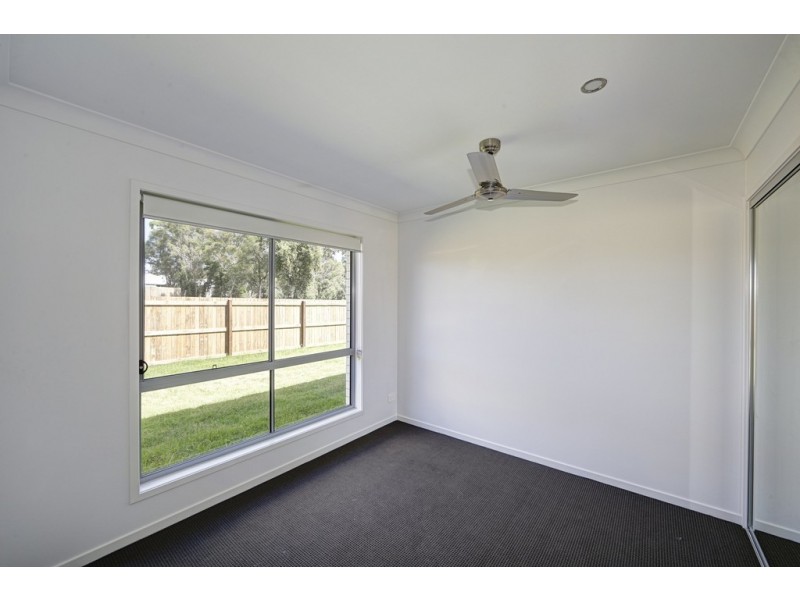 29 Sharp Crescent, Branyan QLD 4670