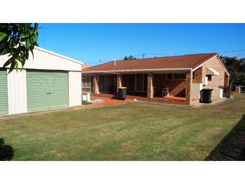 22 Bluewater Drive, Elliott Heads QLD 4670
