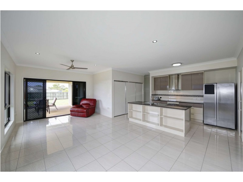 6 Burley Road, Innes Park QLD 4670