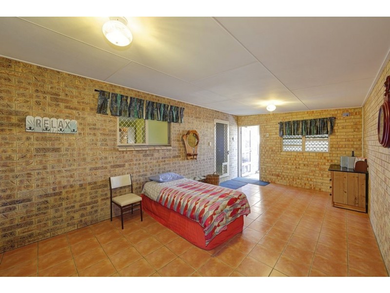 7 Crystal Court, Elliott Heads QLD 4670