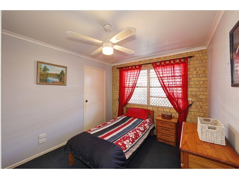 7 Crystal Court, Elliott Heads QLD 4670