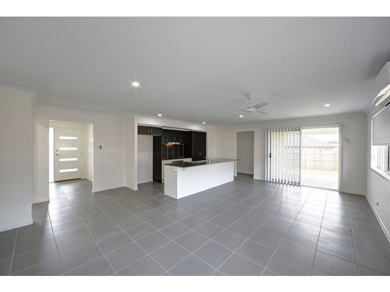 9 Kirkwood Street, Branyan QLD 4670
