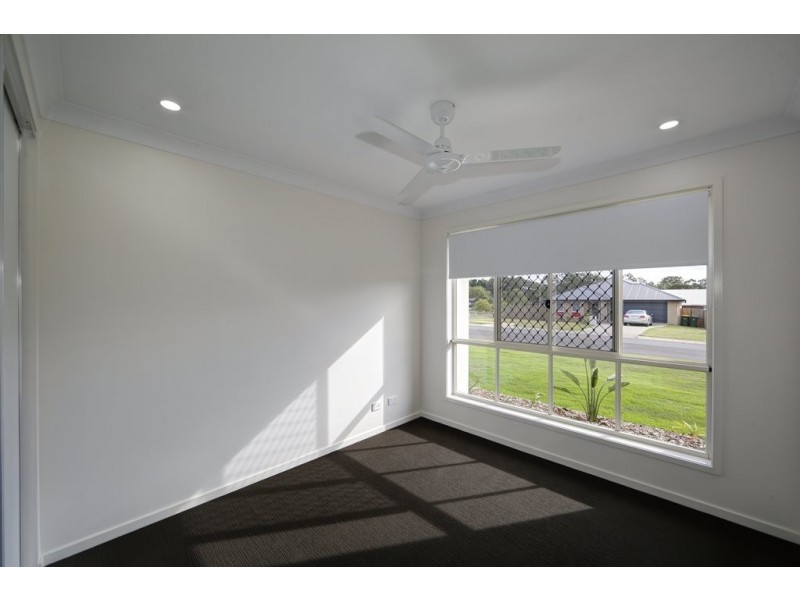 9 Kirkwood Street, Branyan QLD 4670