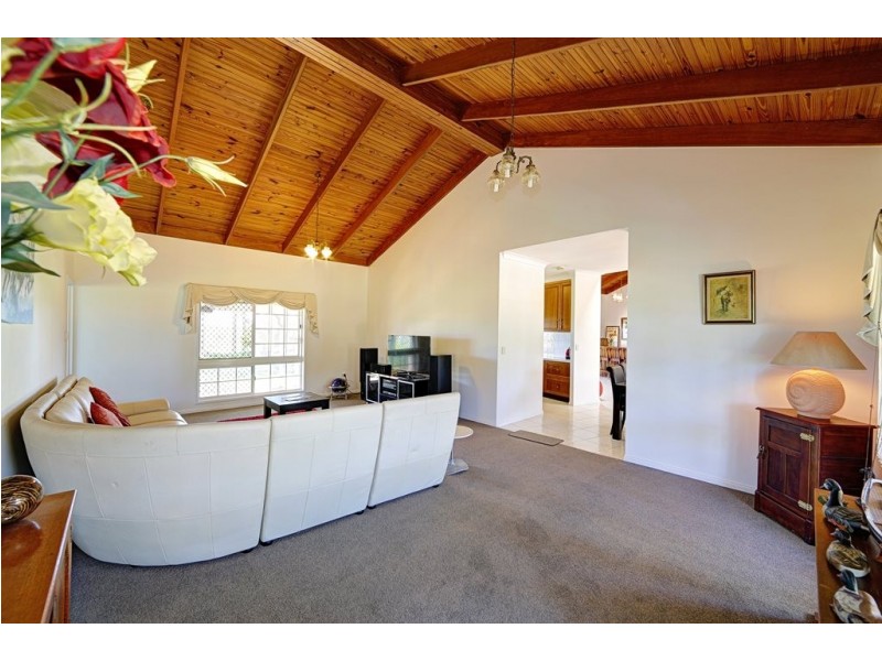 239 Seaview Road, Bargara QLD 4670