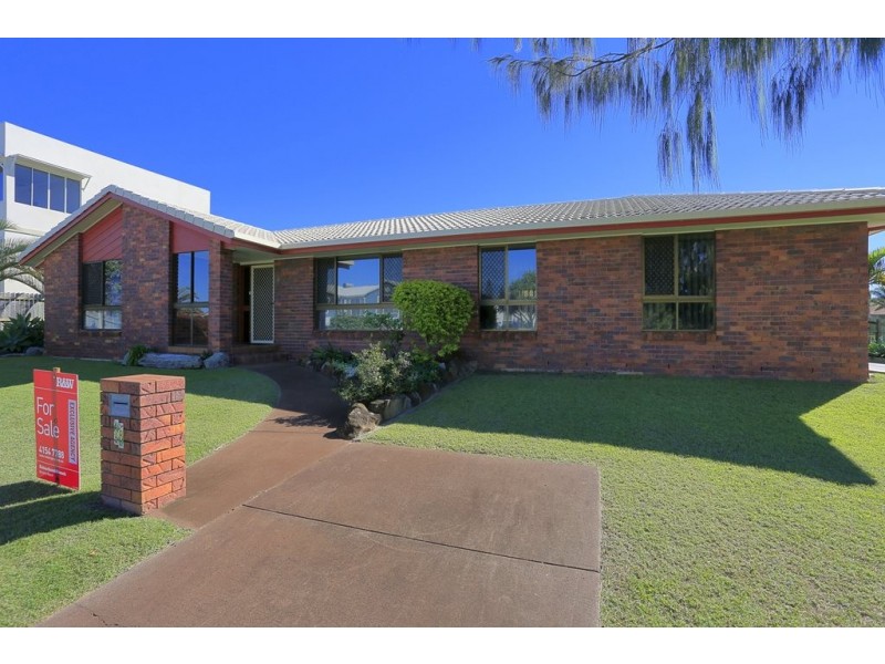 18 Oceanview Street, Bargara QLD 4670