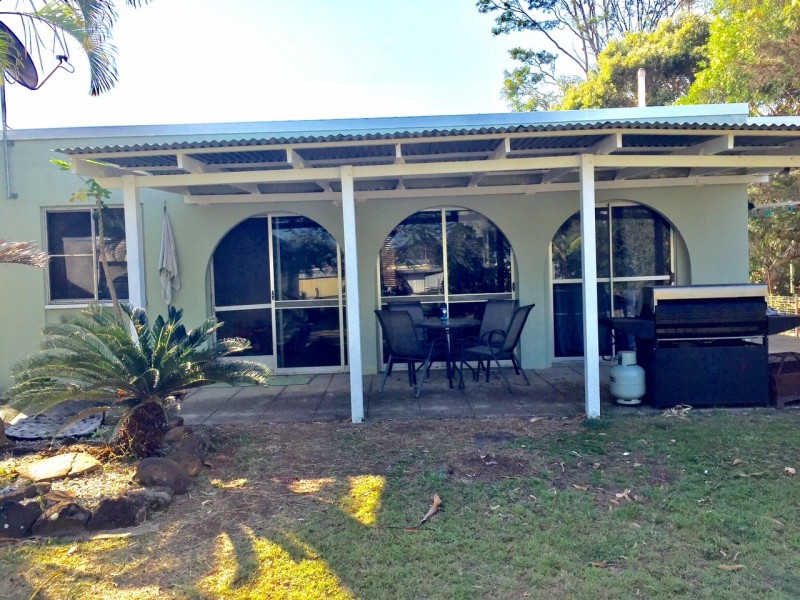 14 Mitchell Street, Elliott Heads QLD 4670