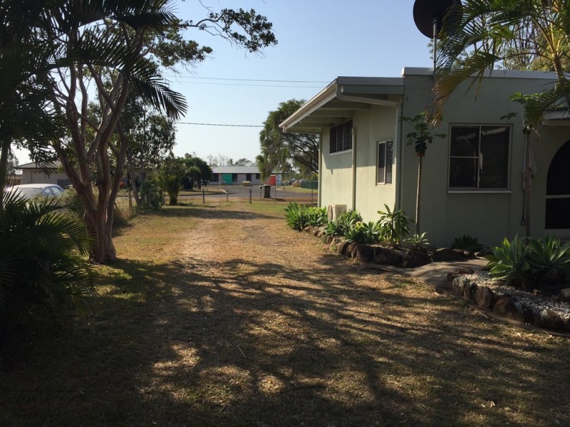 14 Mitchell Street, Elliott Heads QLD 4670