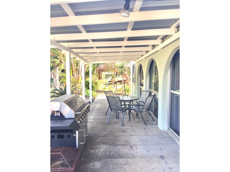 14 Mitchell Street, Elliott Heads QLD 4670