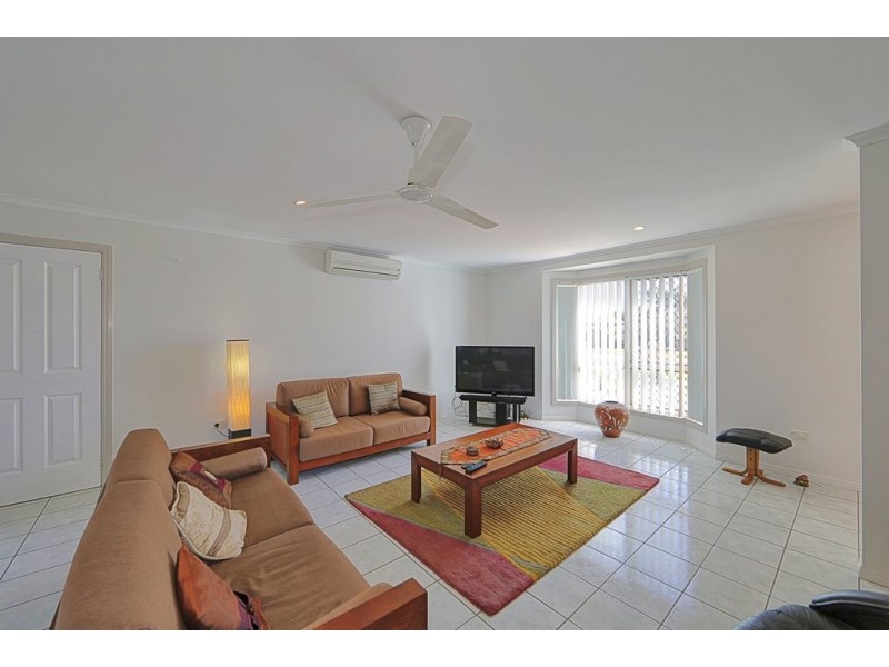 6 Pacific Court, Bargara QLD 4670