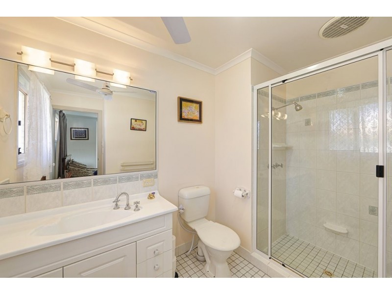 6 Pacific Court, Bargara QLD 4670