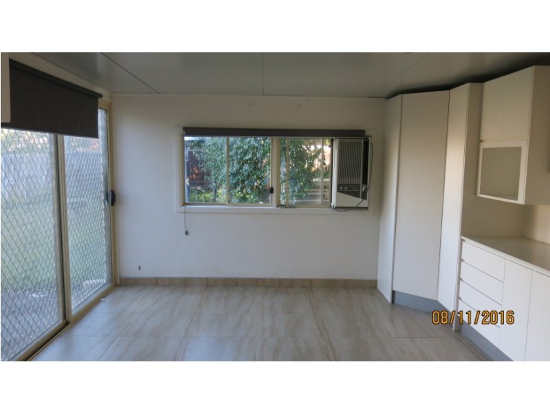 39 Stanbrook Street, Fairfield Heights NSW 2165