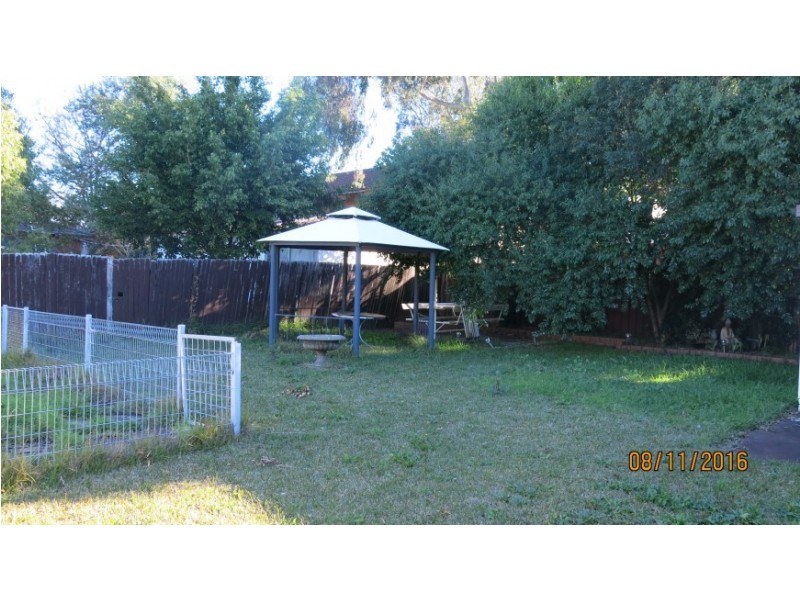 39 Stanbrook Street, Fairfield Heights NSW 2165