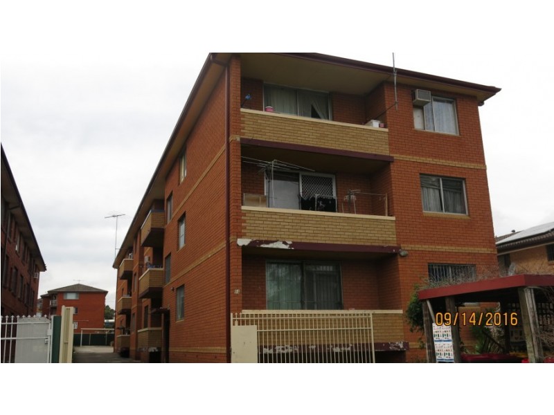 2/64 Cumberland Street, Cabramatta NSW 2166