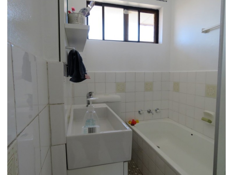 18/32 Hill Street, Cabramatta NSW 2166