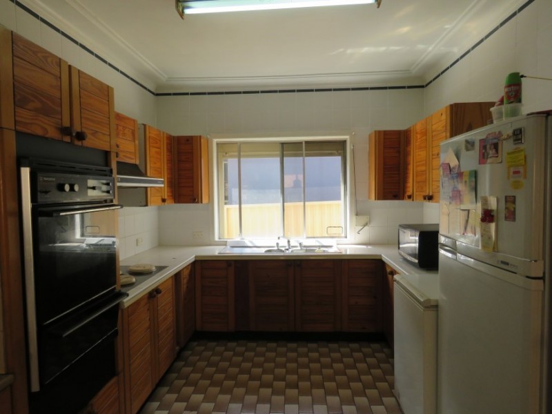 35 Robertson Road, Chester Hill NSW 2162