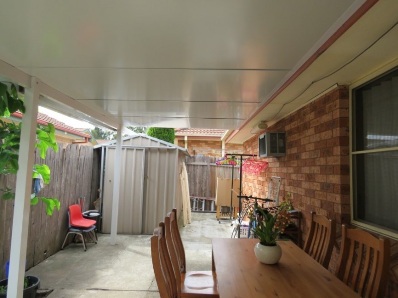 33 Sunny Place, St Johns Park NSW 2176
