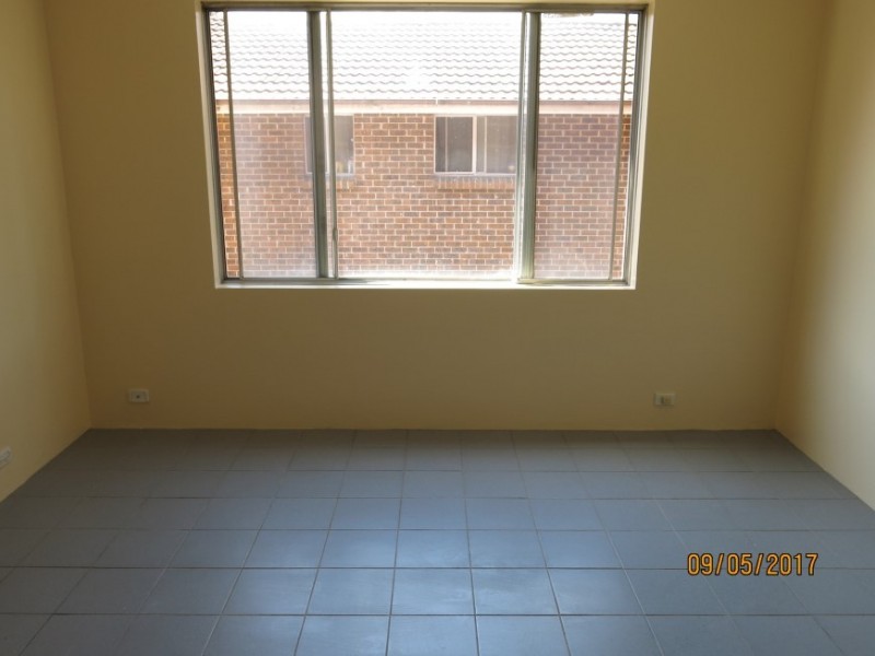 1/39 Cumberland Street, Cabramatta NSW 2166