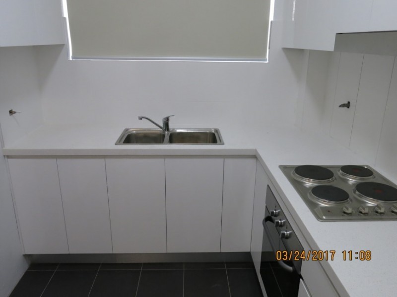 1/120 Moore Street, Liverpool NSW 2170