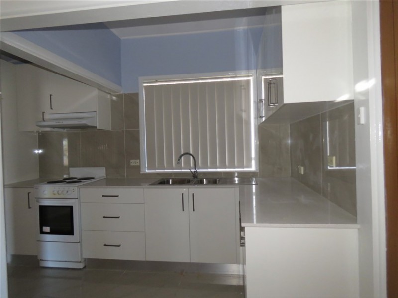 27a Alexander Street, Smithfield NSW 2164