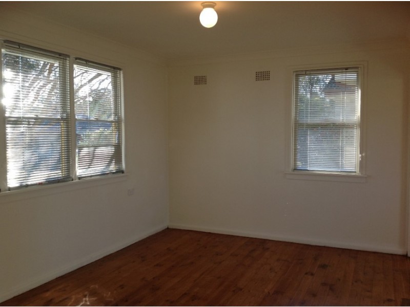 11 Strickland Crescent, Ashcroft NSW 2168