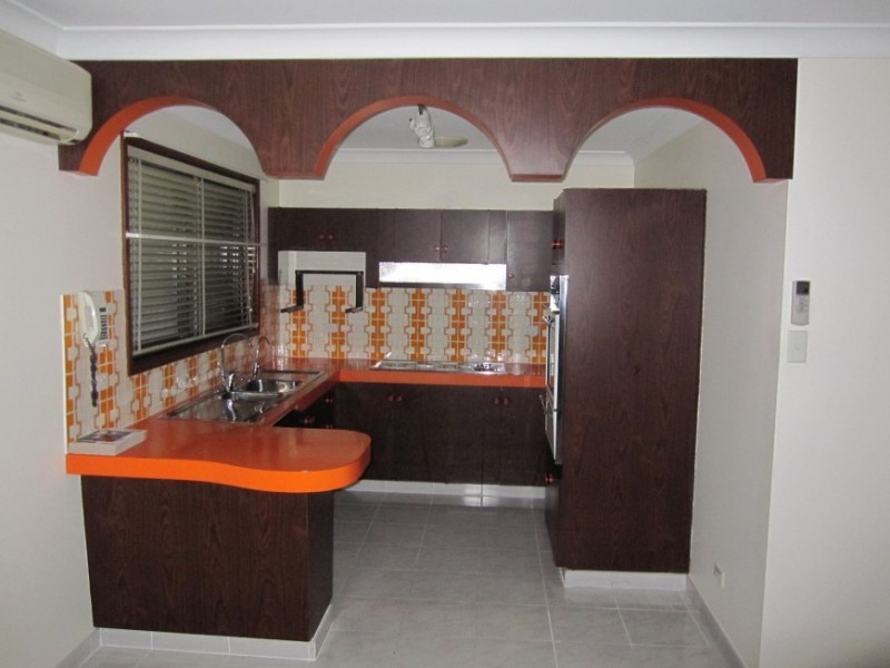 6 Concord Place,, St Johns Park NSW 2176