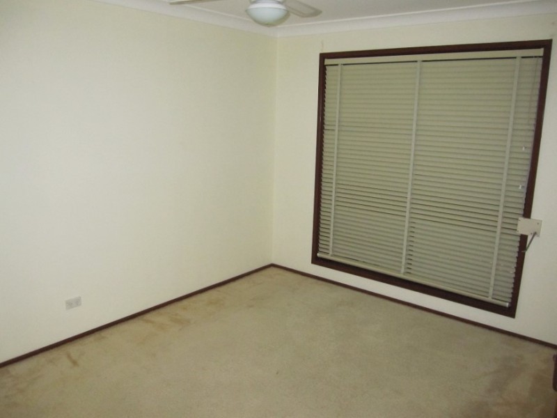 6 Concord Place,, St Johns Park NSW 2176