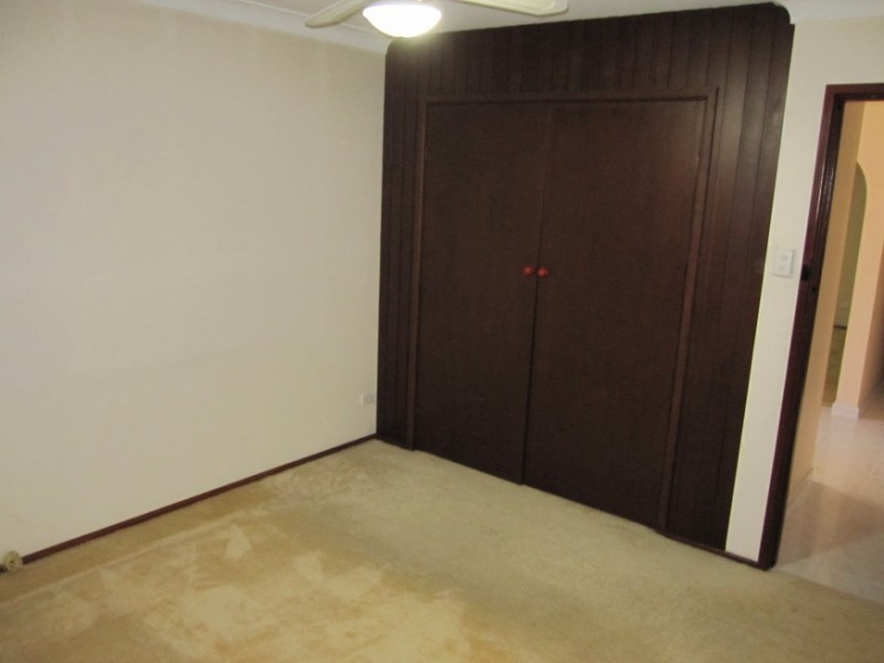 6 Concord Place,, St Johns Park NSW 2176