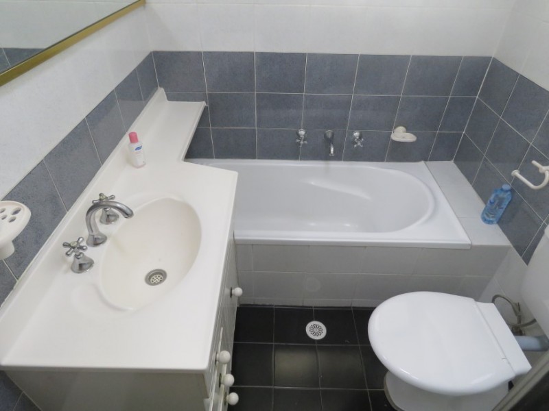 18 Thorney Road,, Fairfield NSW 2165