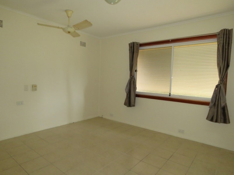 2 BURRA STREET, Busby NSW 2168