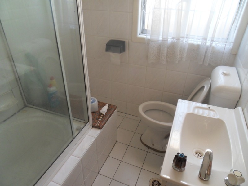 Fairfield West NSW 2165