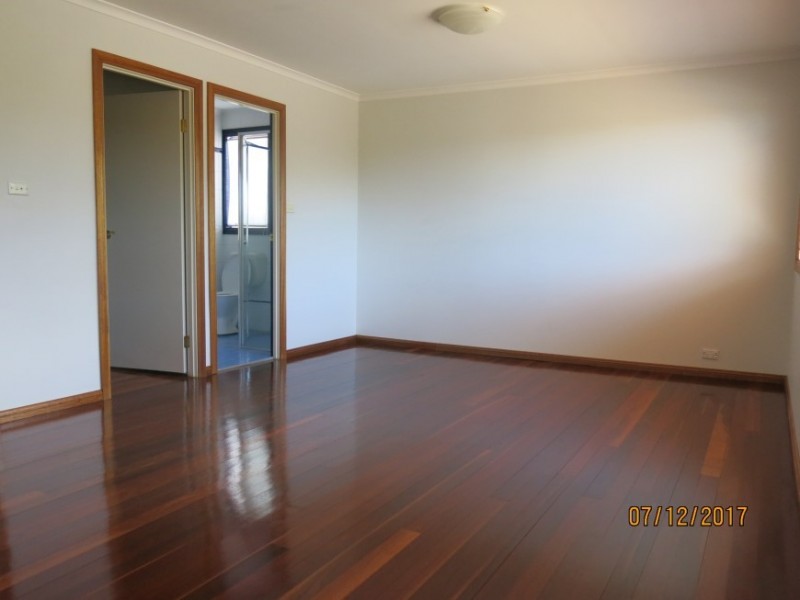 35 Balmoral Circuit, Cecil Hills NSW 2171