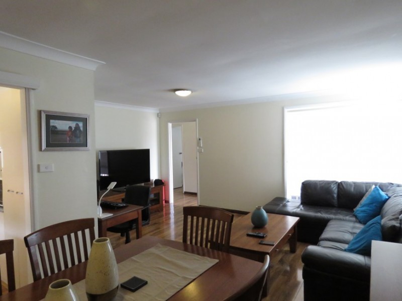 1/32 Sandringham Street, St Johns Park NSW 2176