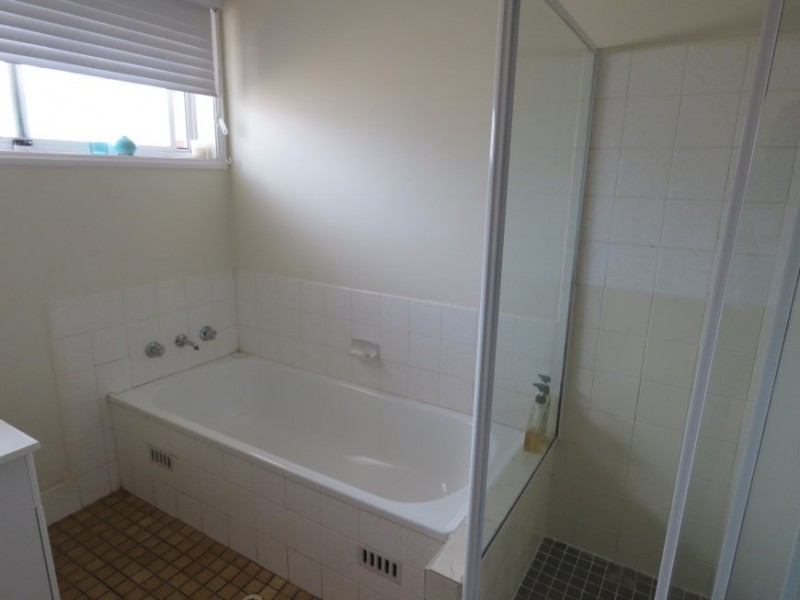 1/32 Sandringham Street, St Johns Park NSW 2176